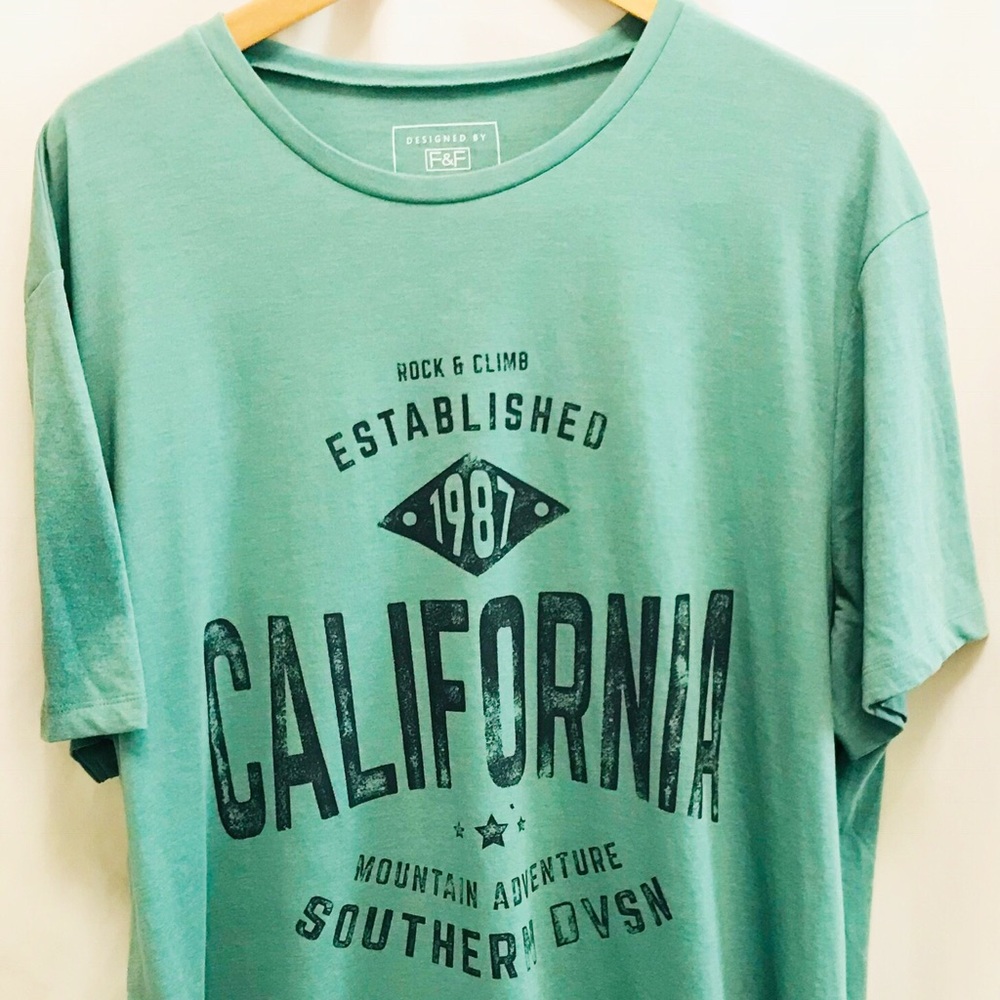 NWT F&F Men’s 2XL California Green T-Shirt